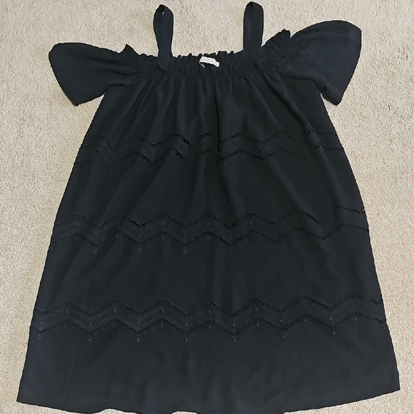 LOFT Dresses & Skirts - Loft Elegant Black Dress